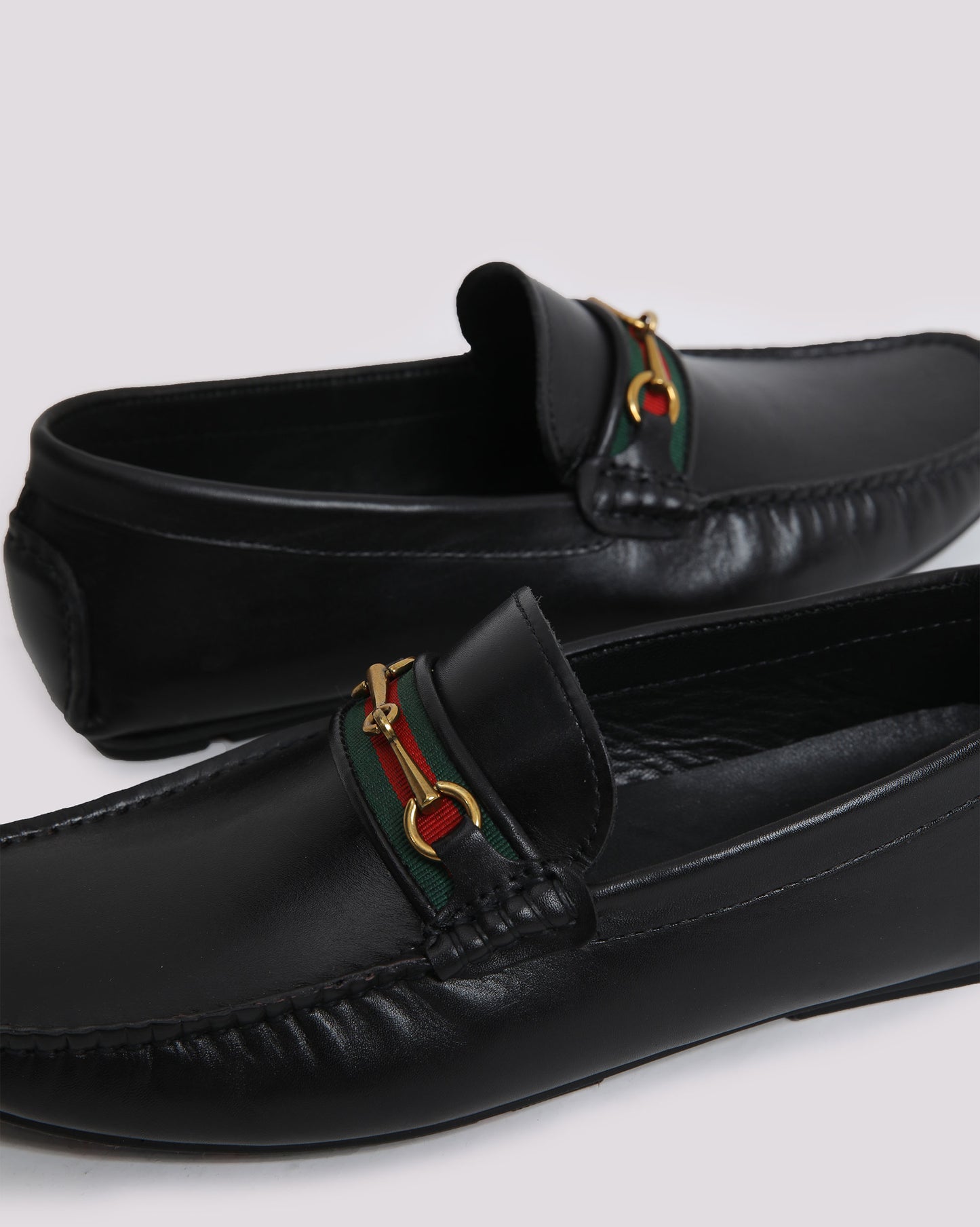 BLACK LEATHER MOCCASIN