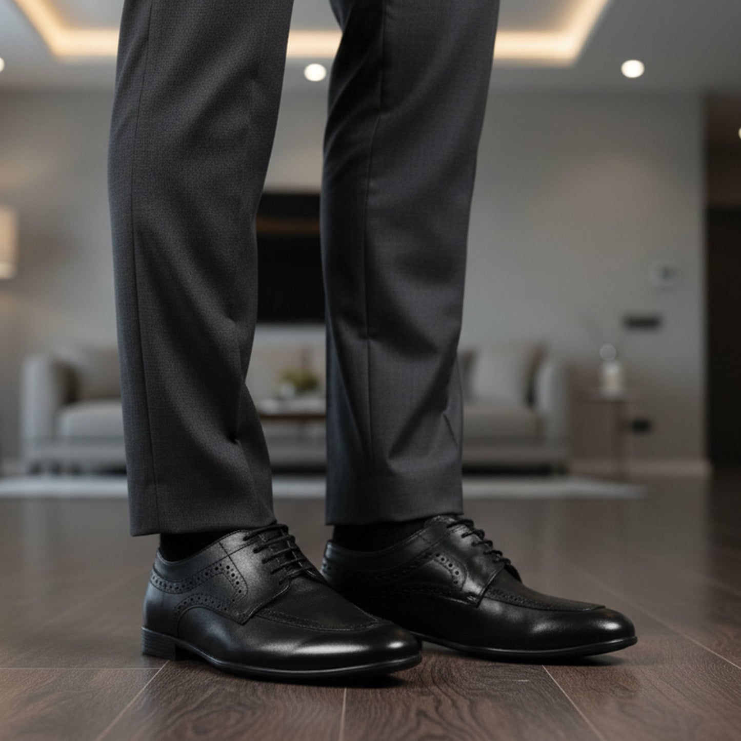 BLACK LEATHER LACE UP SHOES