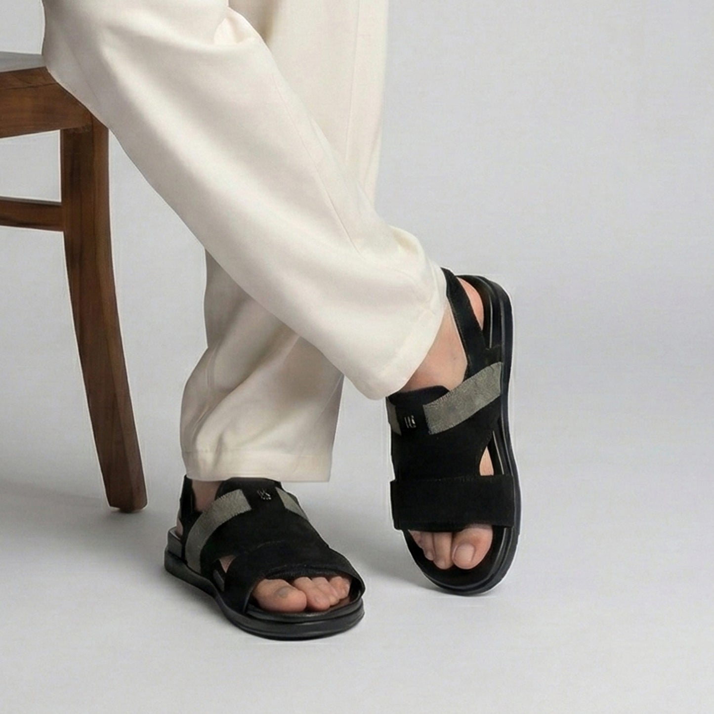 DUAL TONE COMFY SANDAL