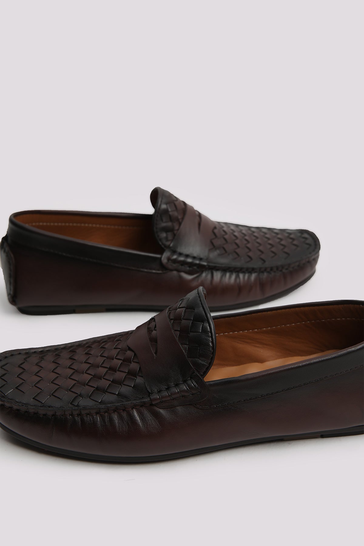 BROWN BRAIDED MOCCASIN