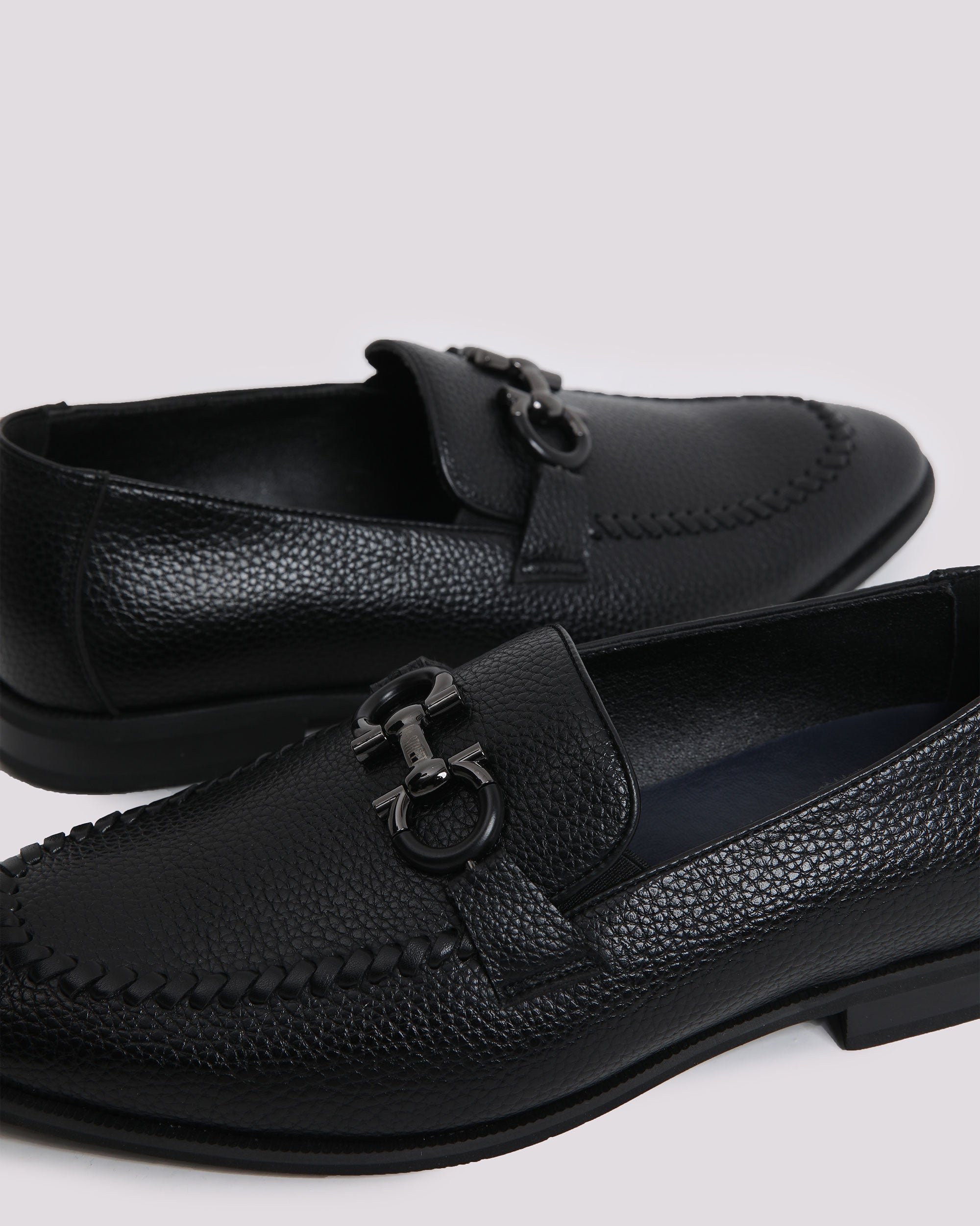 BLACK MILT TEXTURED SHOES