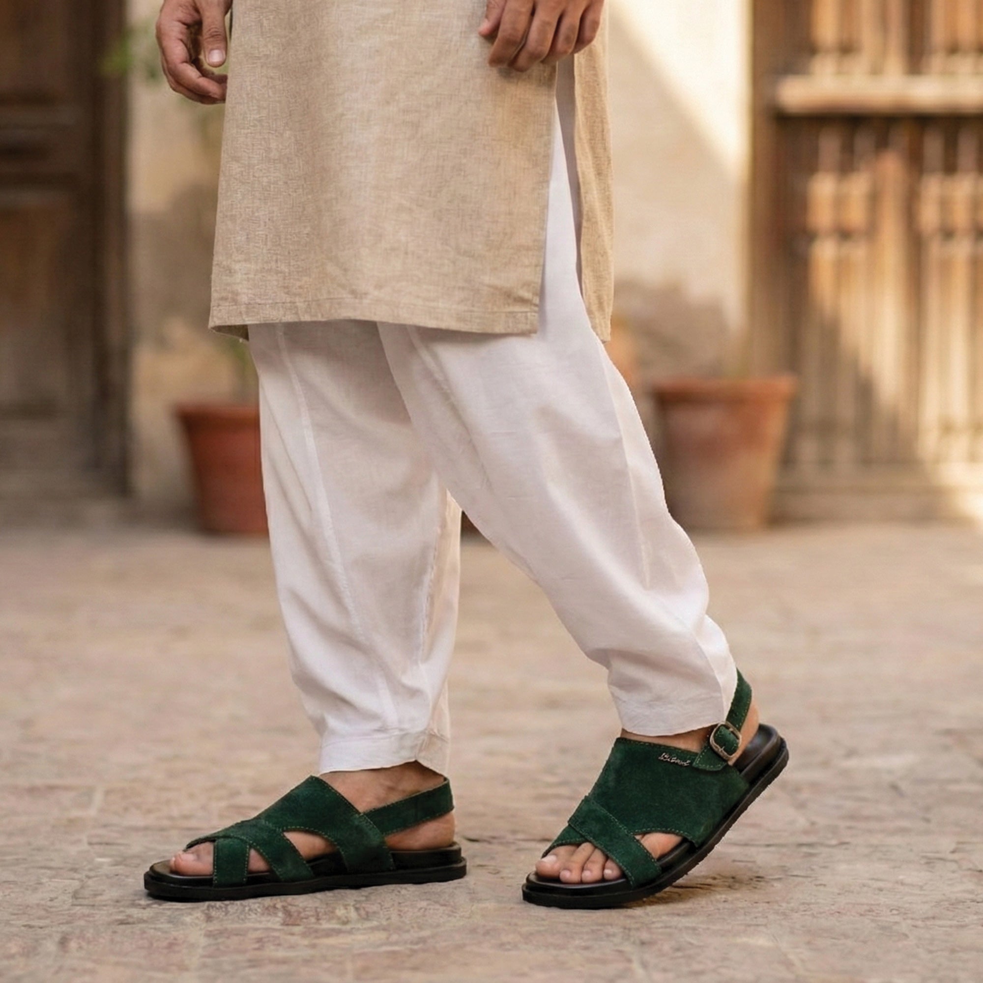 SUED LEATHER COMFORT SANDAL