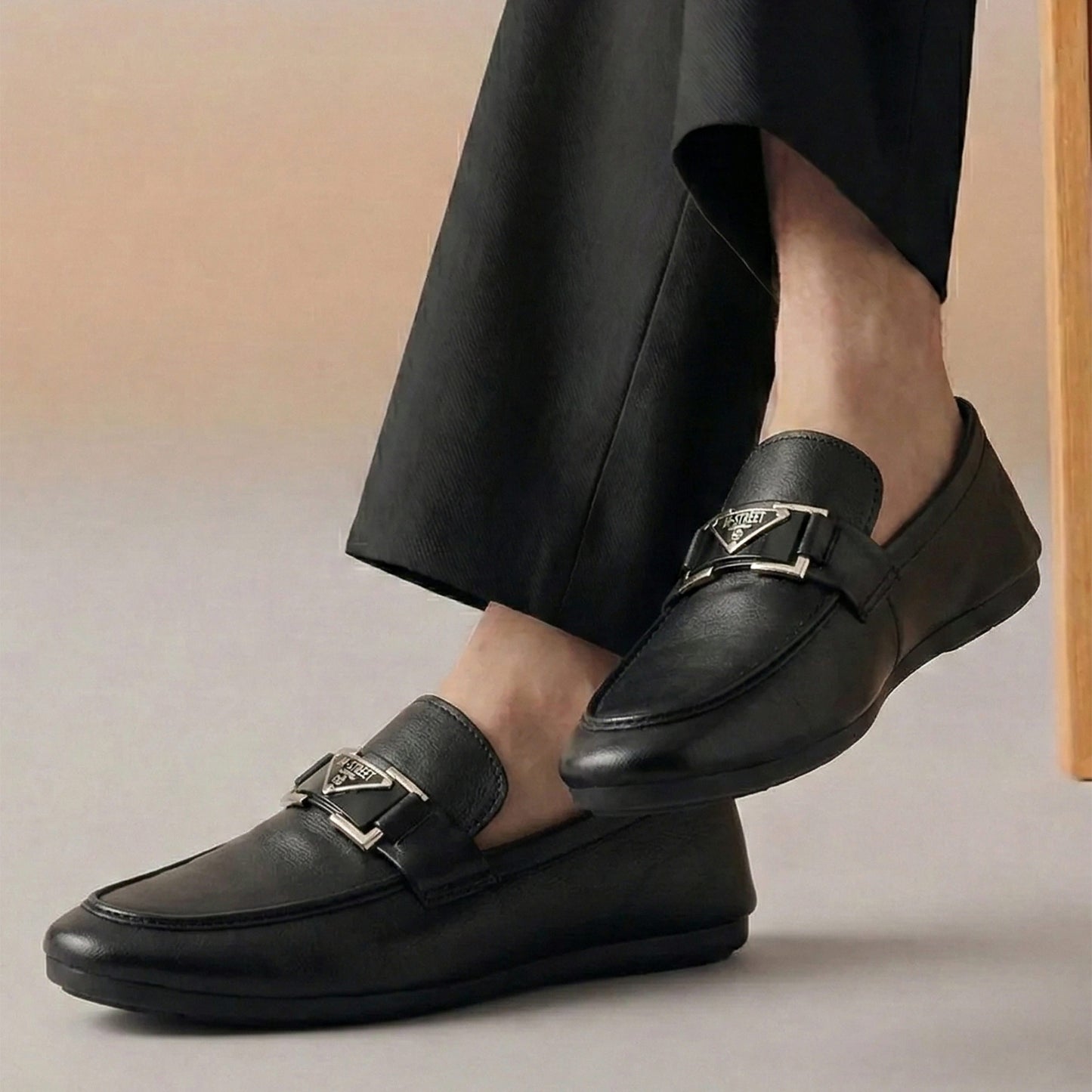 BLACK SOFT LEATHER SHOES