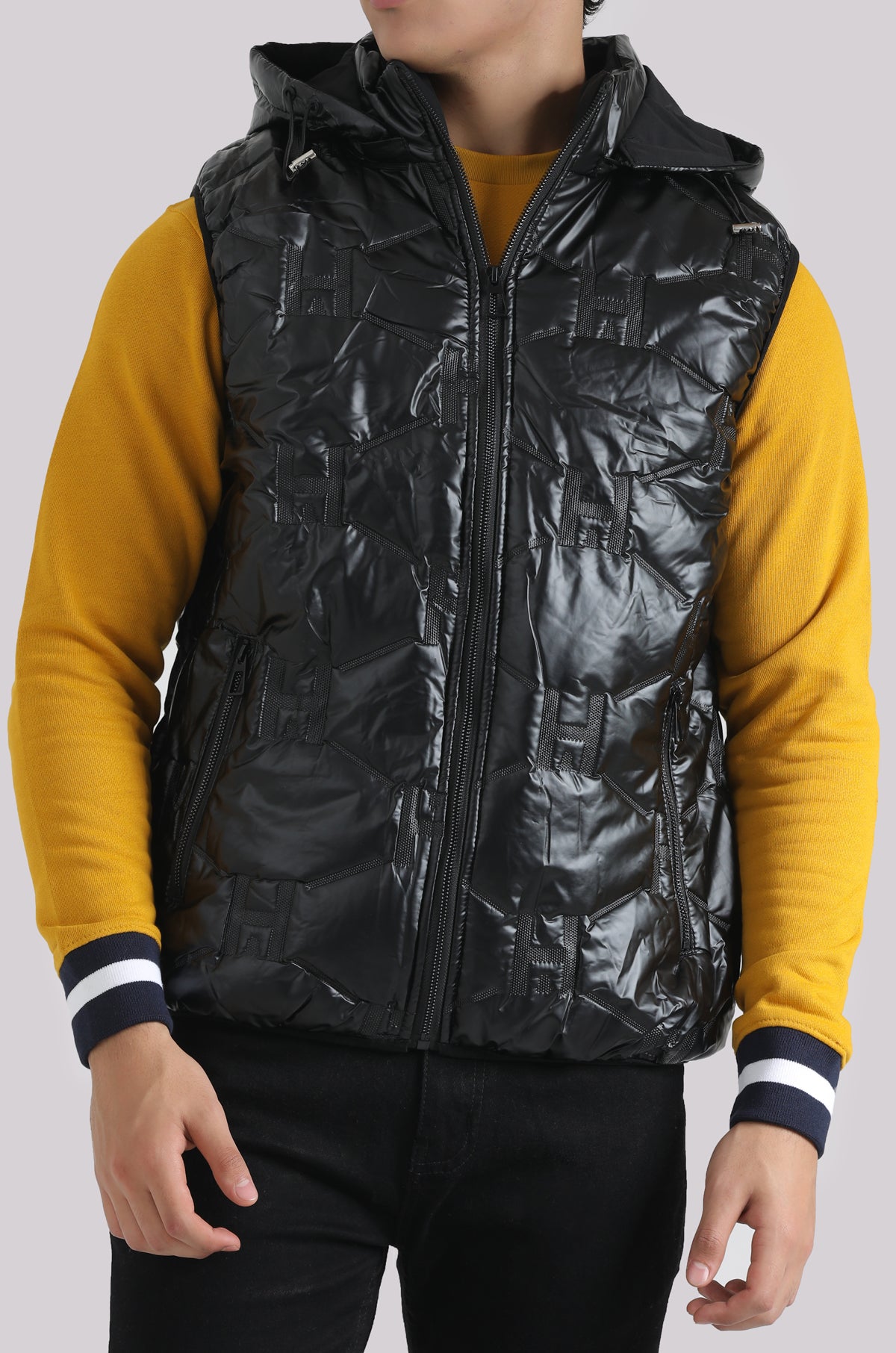 TECHNICAL WINDBREAKER GILET