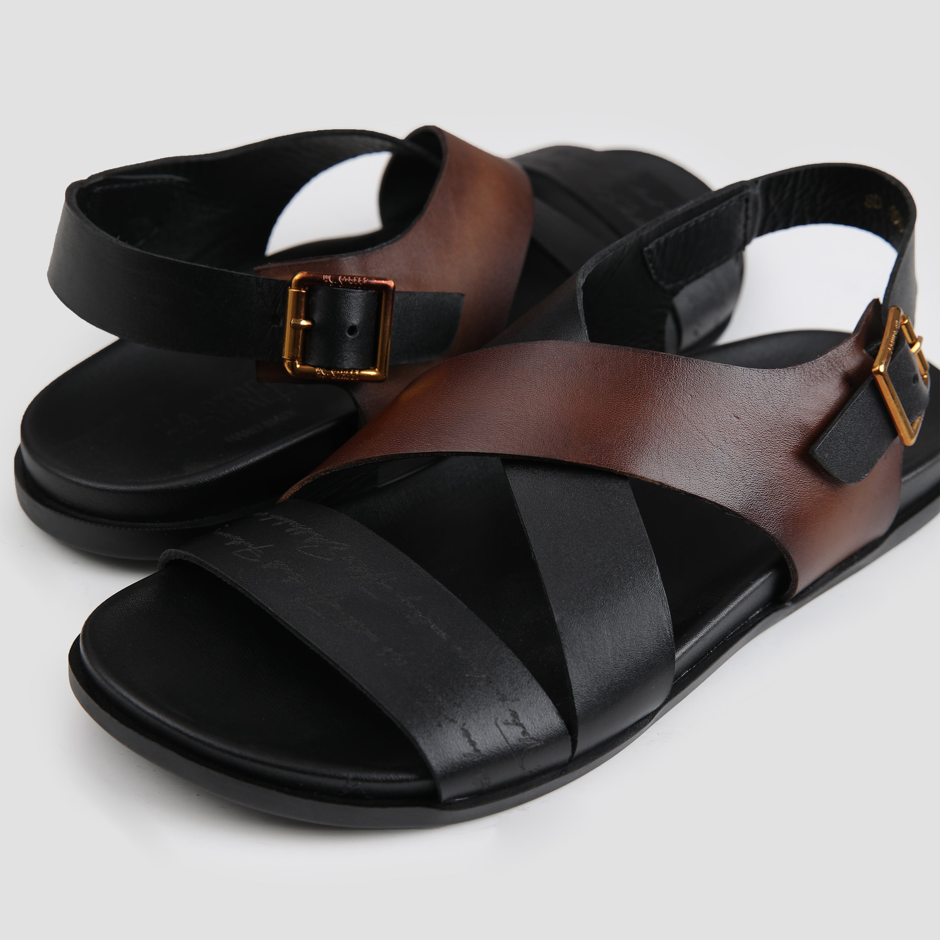 SIGNATURE STRIPE COMFY SANDAL