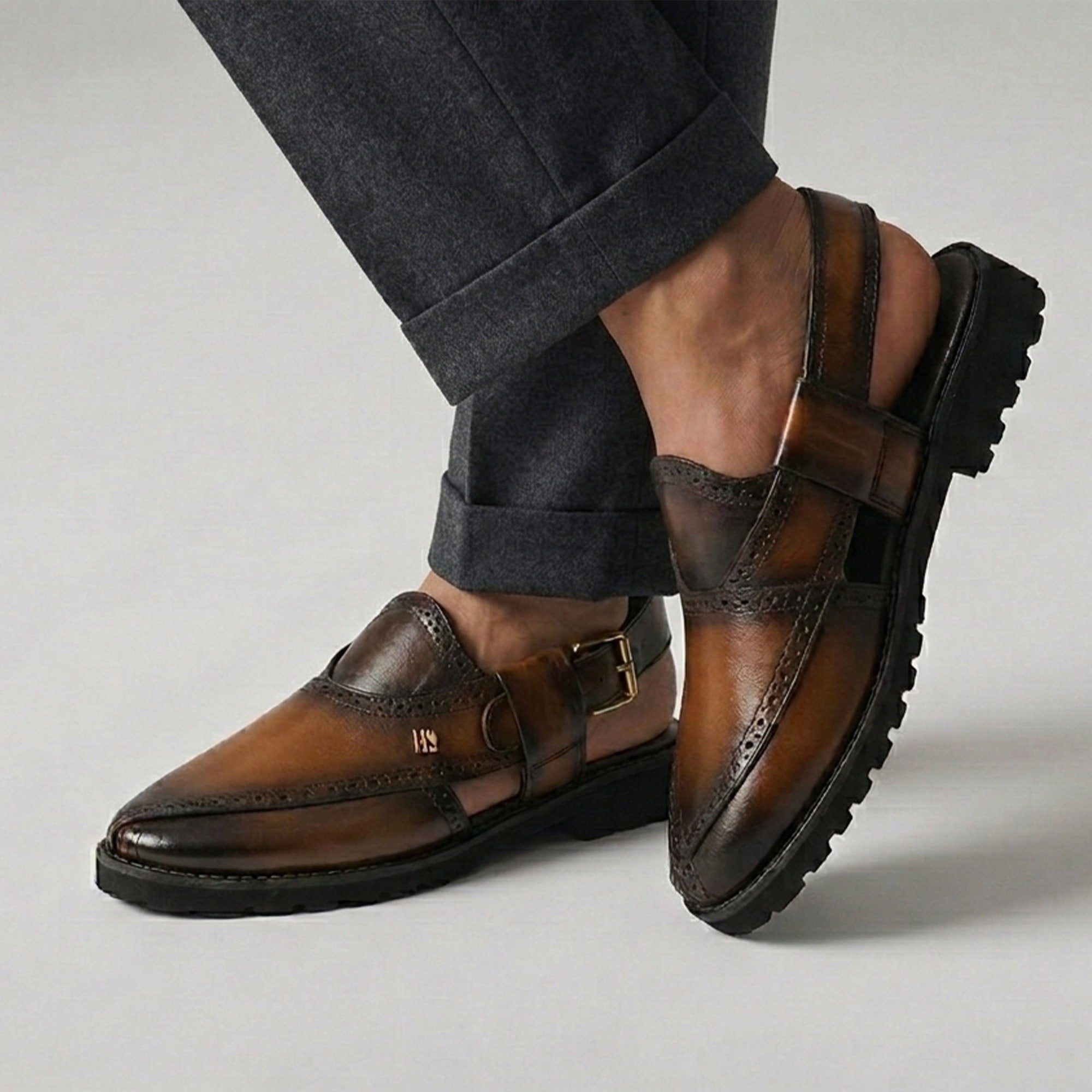 TWO TONE LEATHER SANDAL