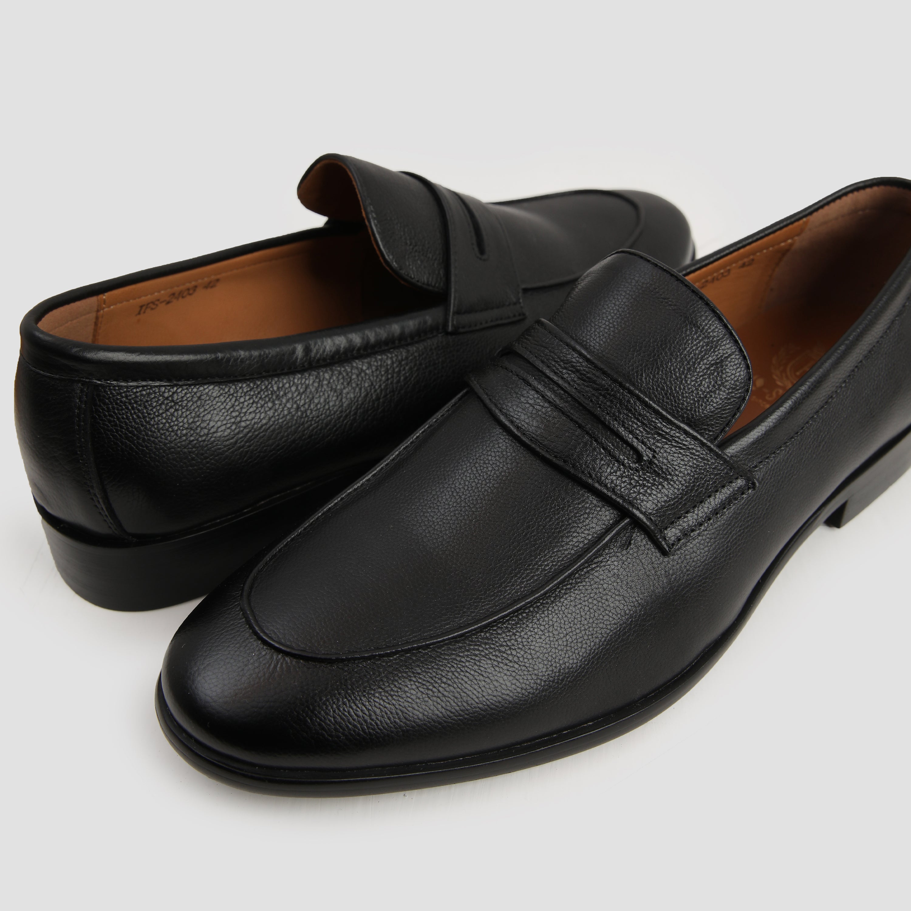 BLACK MILT LEATHER LOAFER