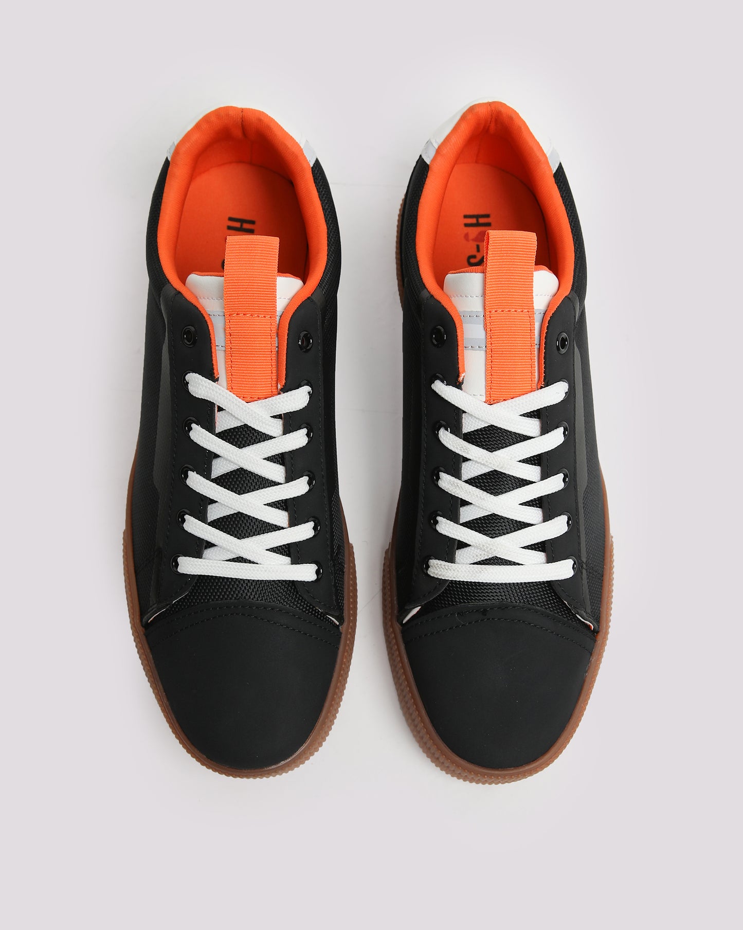 Black Comfort Sneaker