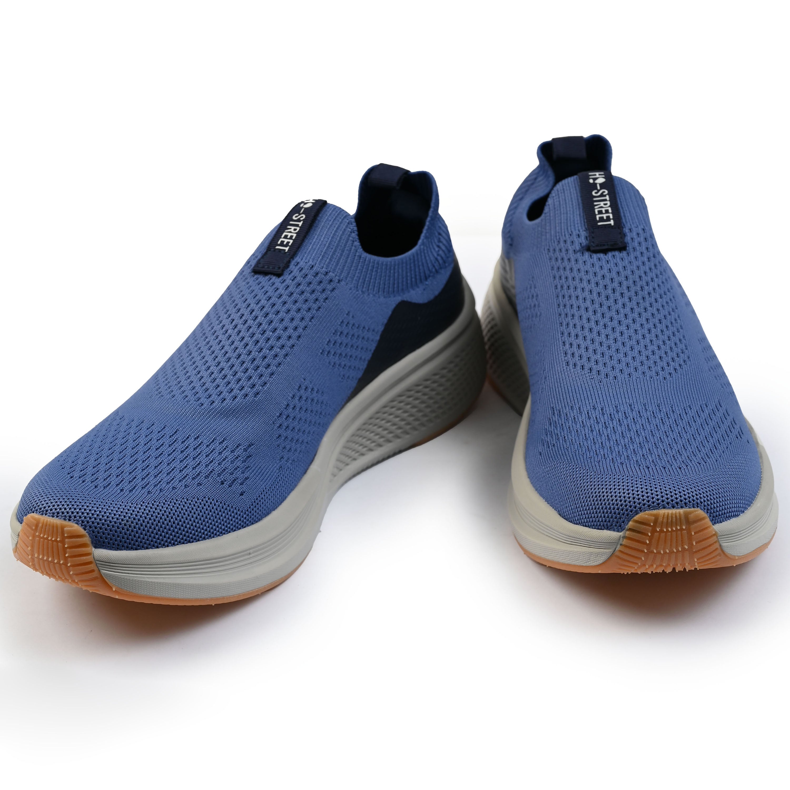 ULTRA  LIGHTWEIGHT KNITED SHOES