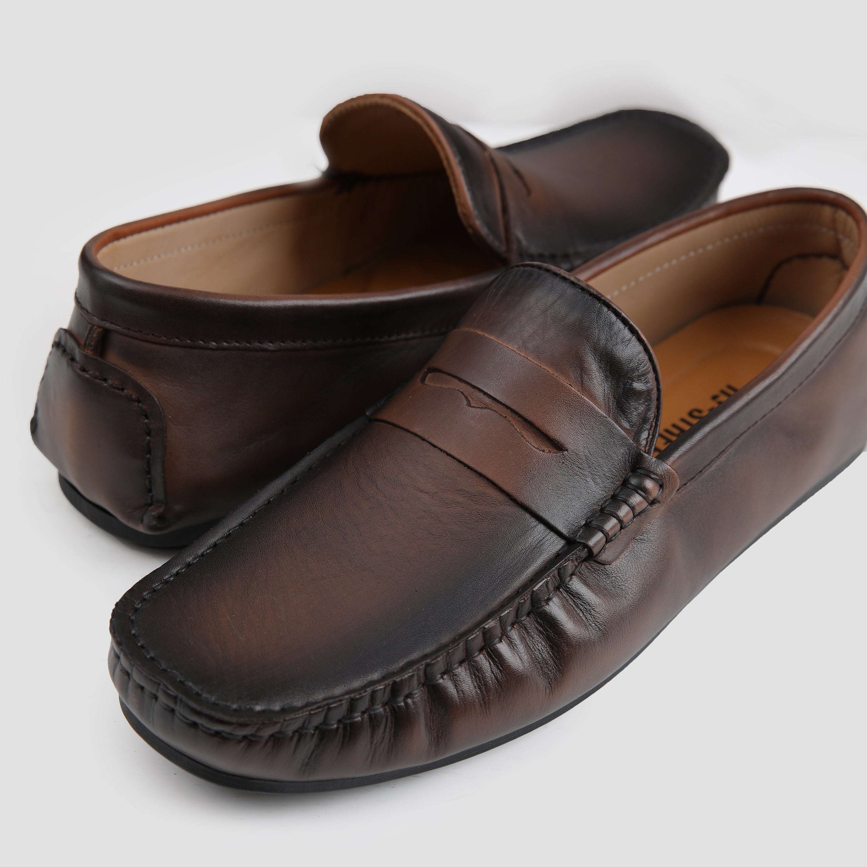 TWO TONE LEATHER MOCCASINS