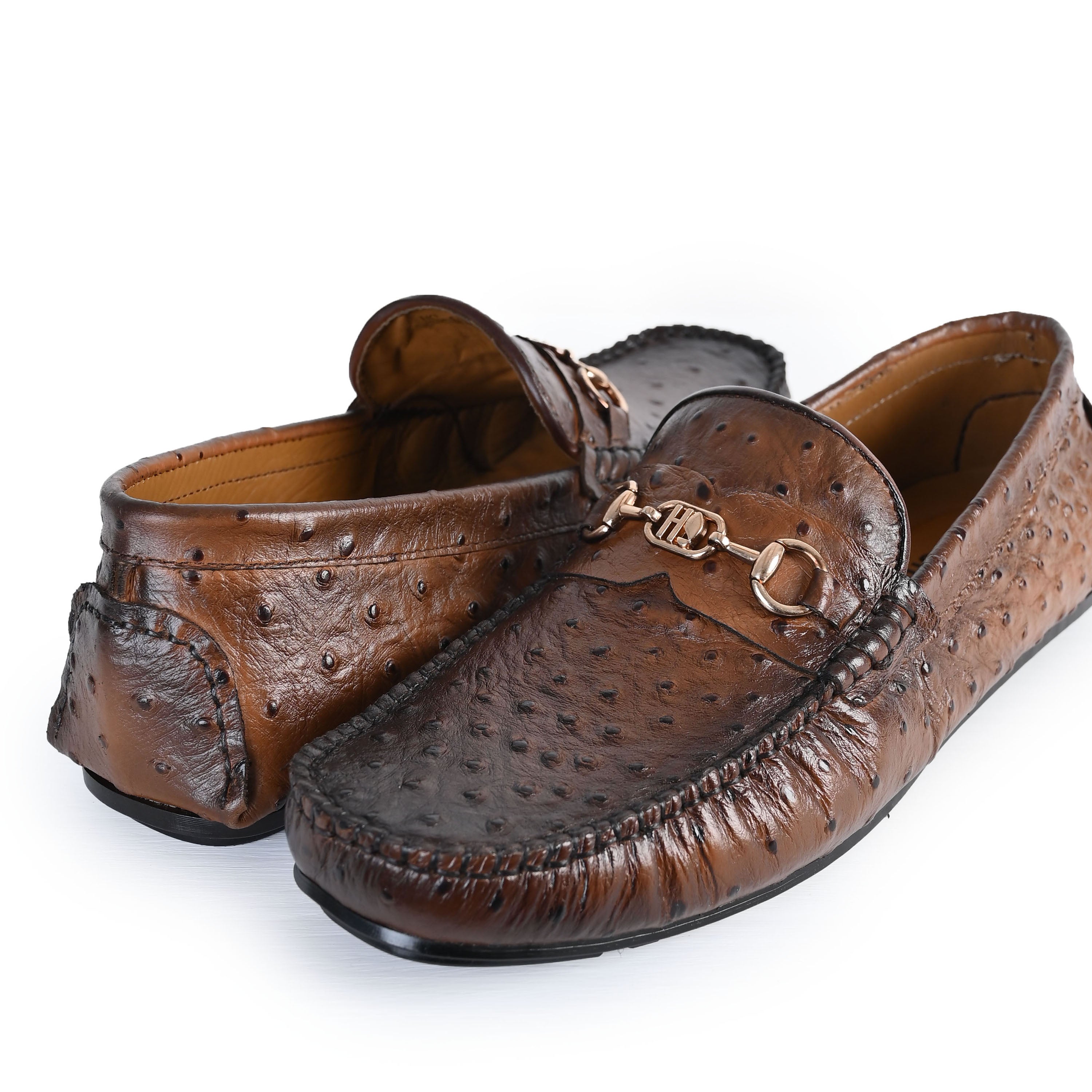 TEXTURED LEATHER MOCCASIN