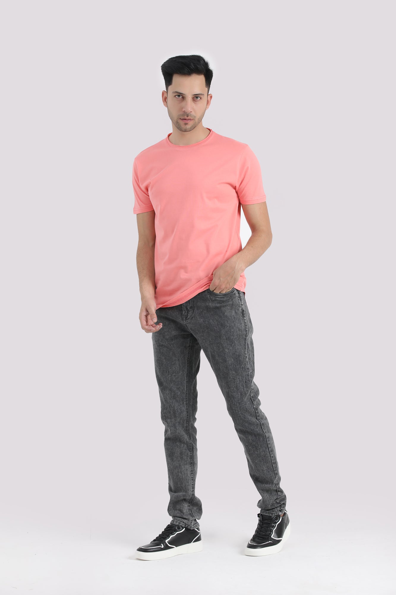 Basic Contrast T-Shirt