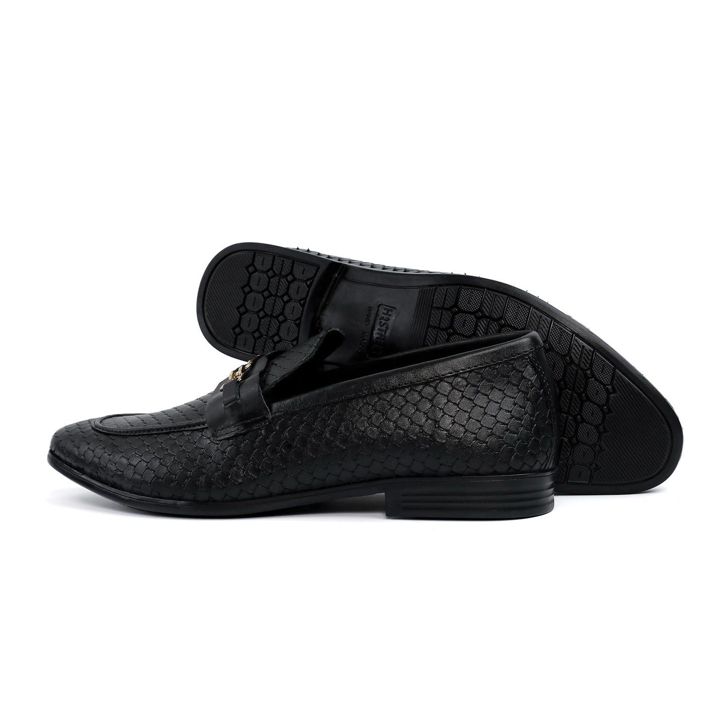 BLACK TEXTURED LEATHER SHOES