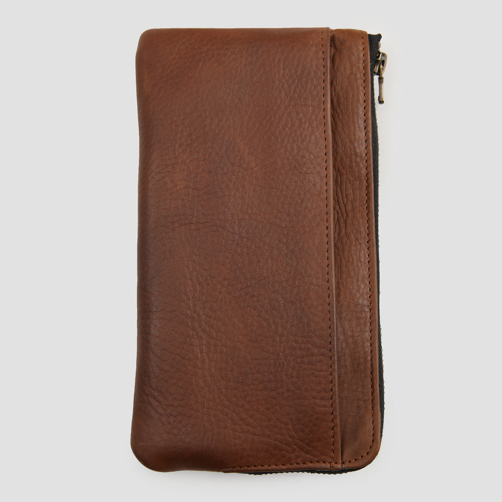 BROWN LEATHER TRAVELLING WALLET