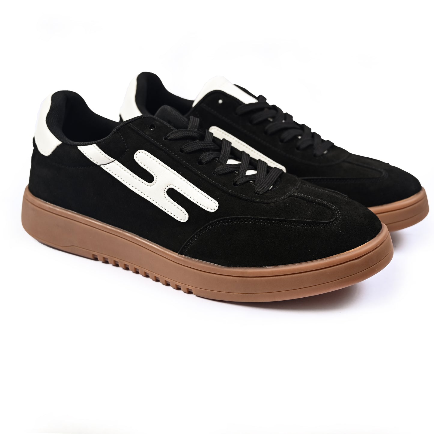 BLACK SUEDE RETRO SNEAKER