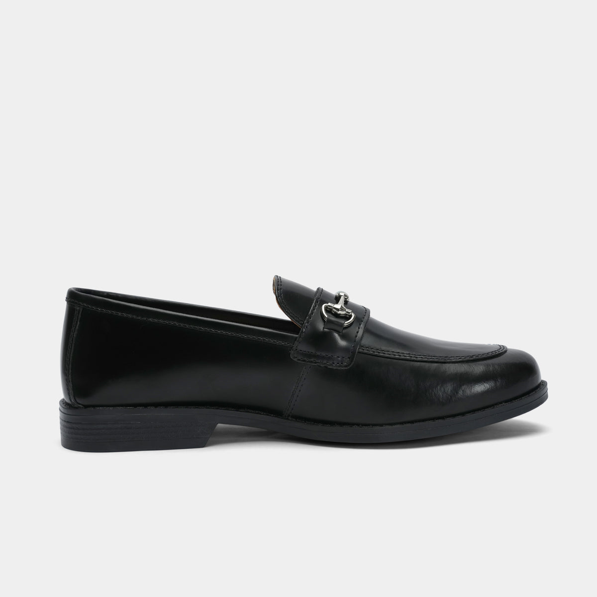 BLACK PATENT LEATHER BUCKLE SHOES