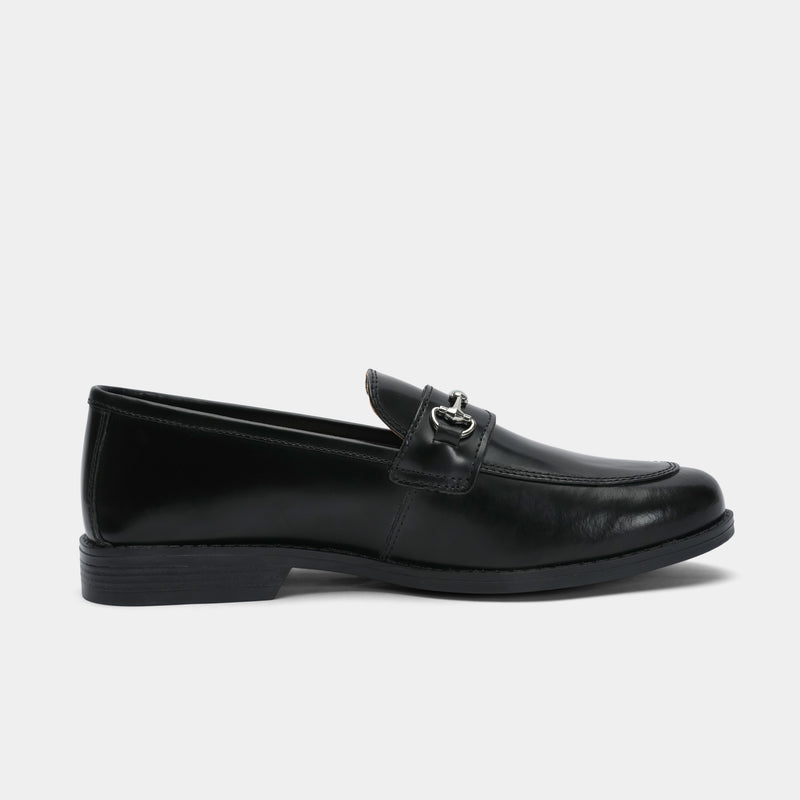 BLACK PATENT LEATHER BUCKLE SHOES