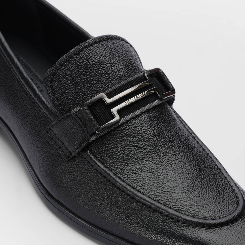 BLACK TEXTURED LEATHER SHOES
