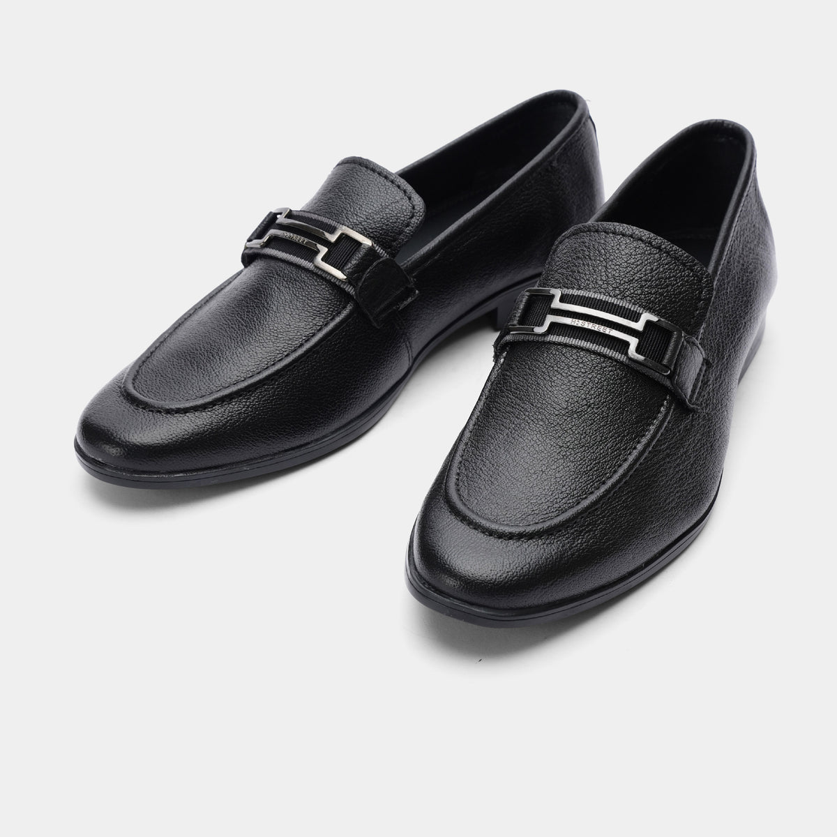 BLACK TEXTURED LEATHER SHOES