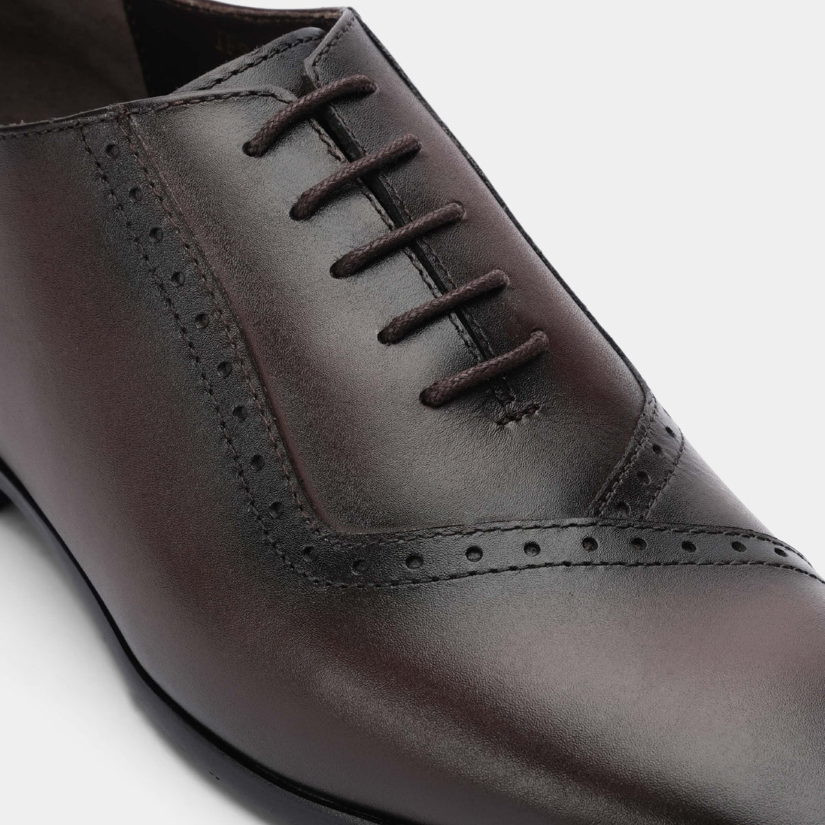 BROUGE STYLE LACE UP SHOES