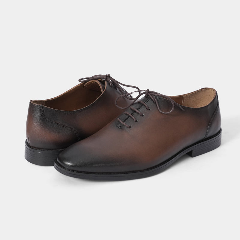 BROWN PLAIN LEATHER LACE-UP SHOES