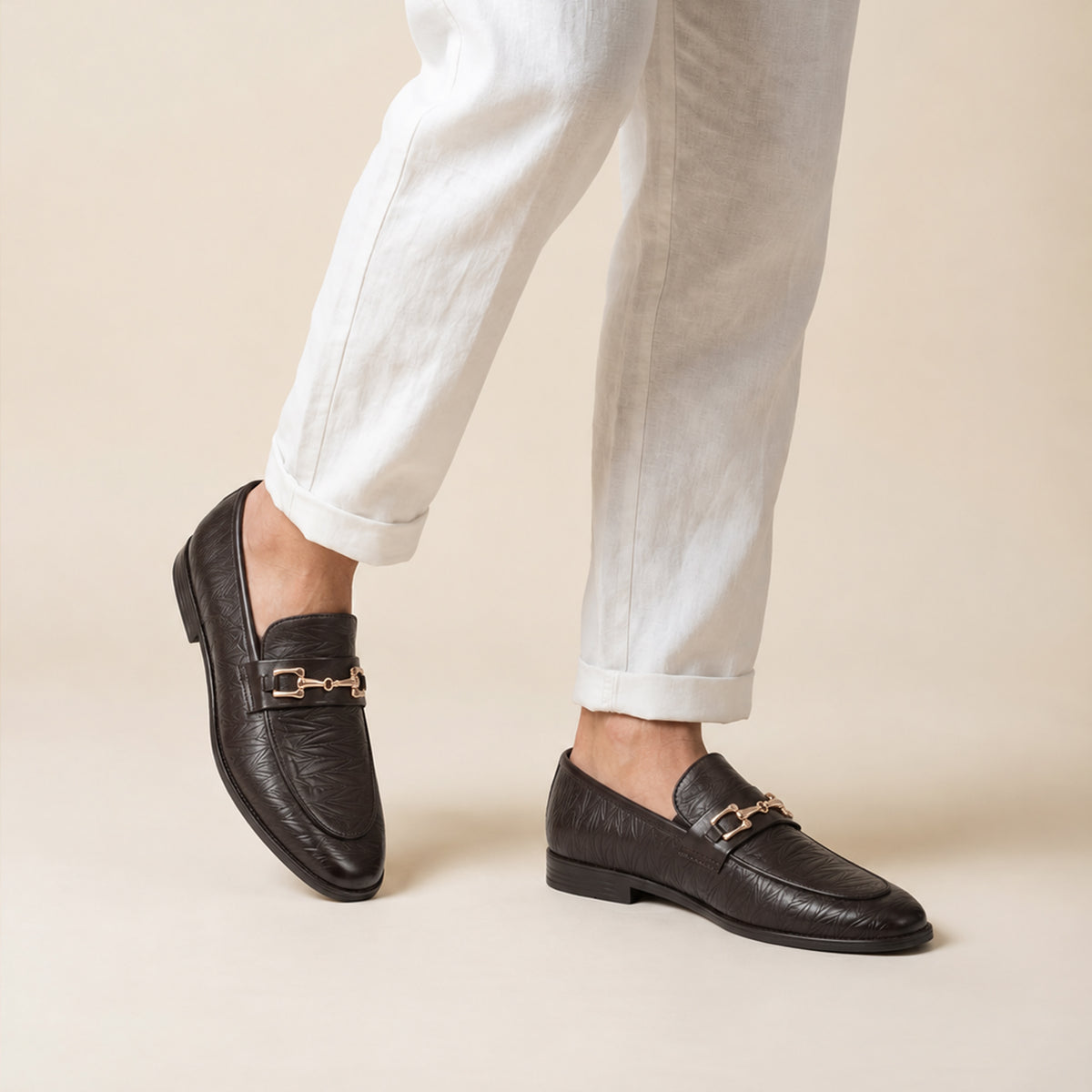 BROWN TEXTURED LEATHER SHOES