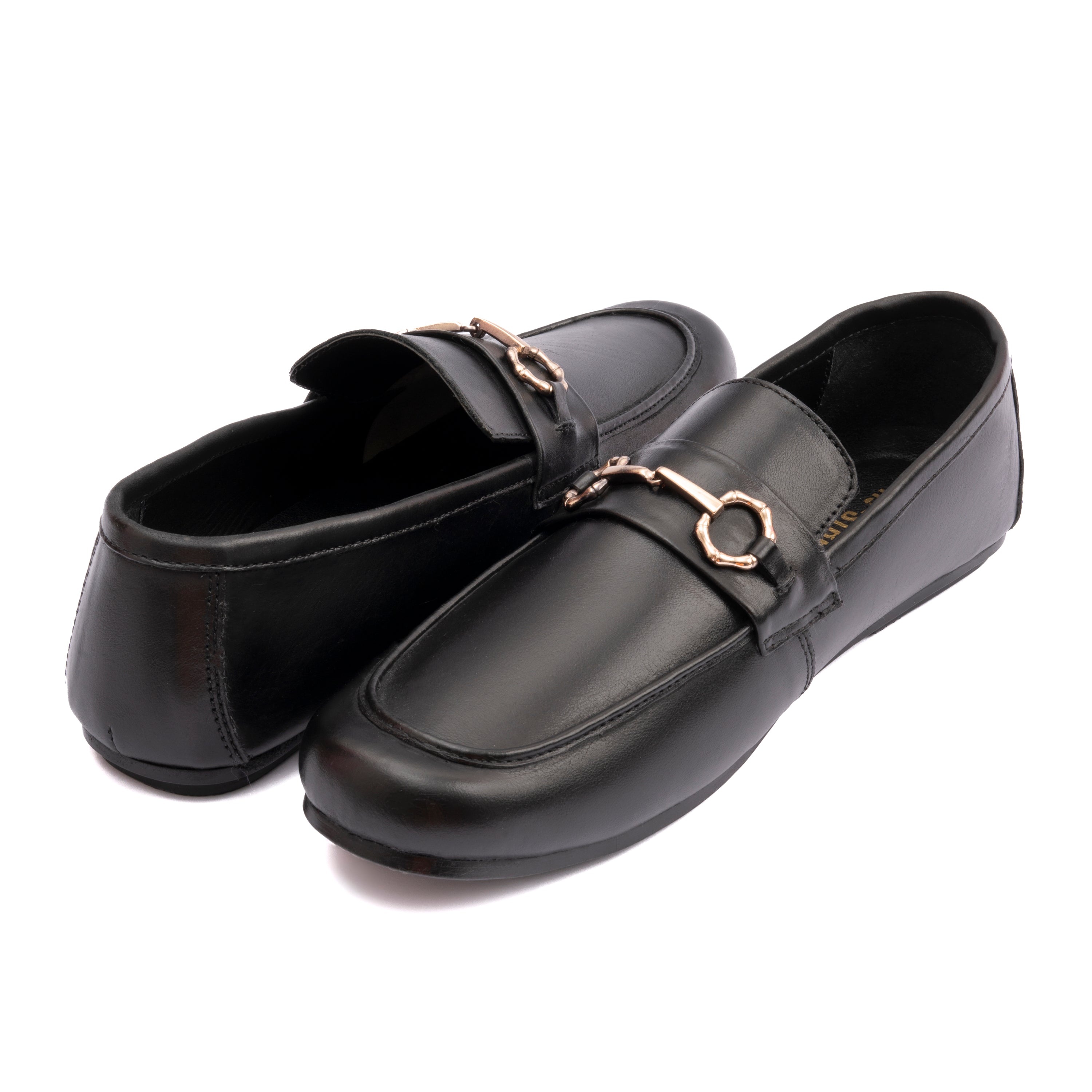 BLACK LEATHER CLASSIC MOCCASINS