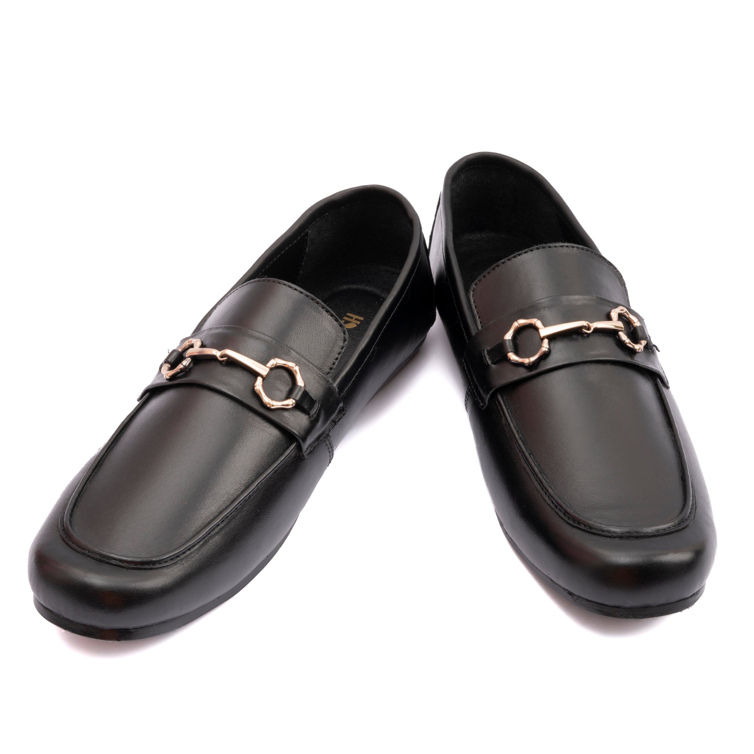 BLACK LEATHER CLASSIC MOCCASINS