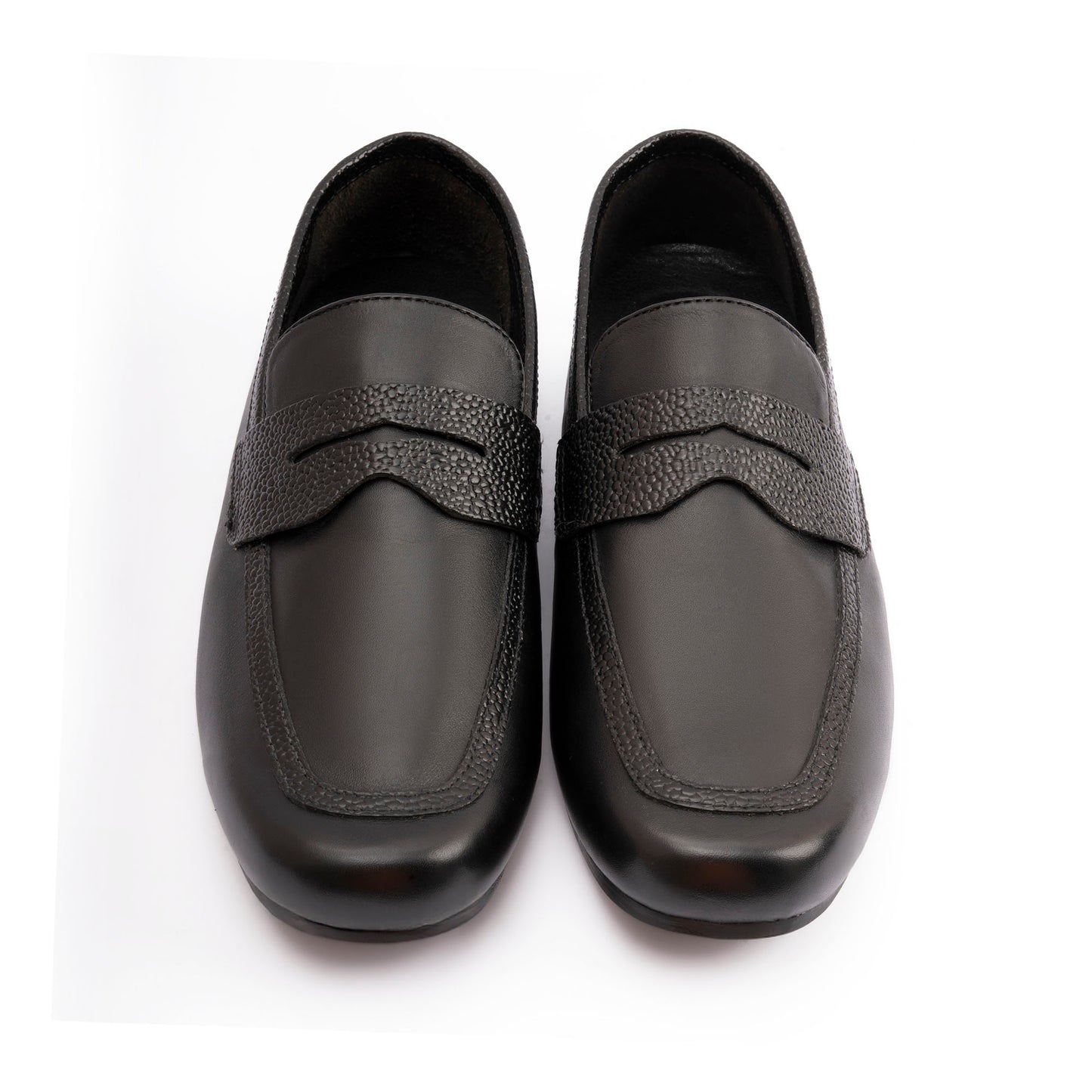 BLACK ANILINE LEATHER MOCCASIN