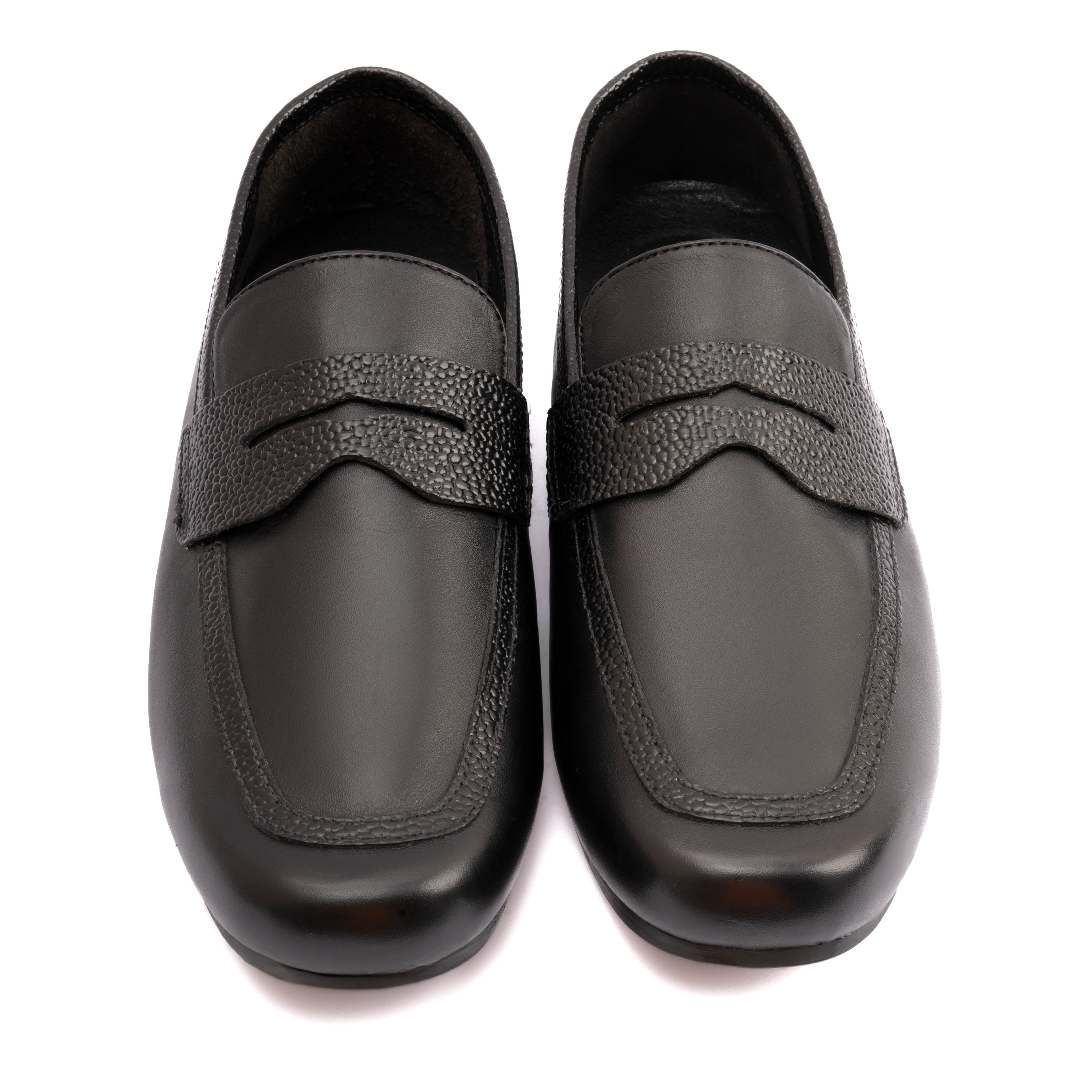 BLACK ANILINE LEATHER MOCCASIN