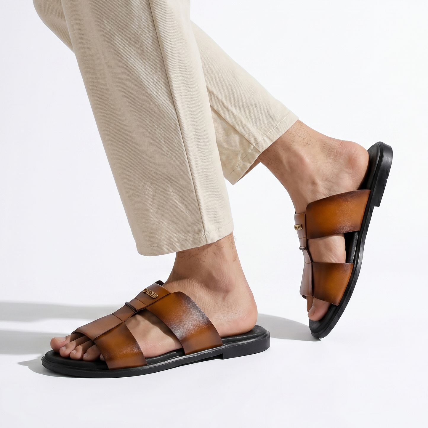 TWO TONE LEATHER SLIPPER