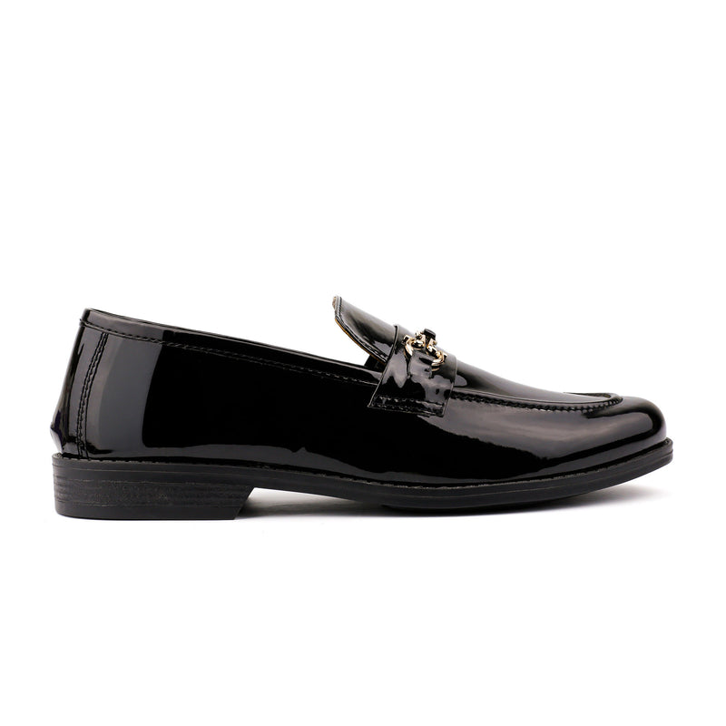 BLACK PATENT LEATHER SHOES