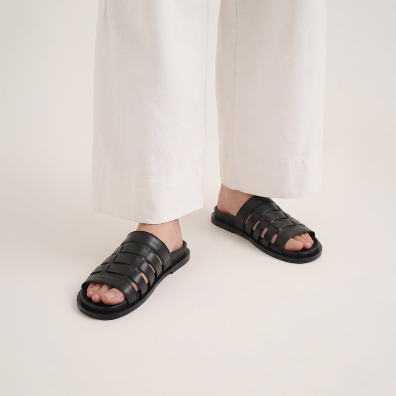 BLACK ANILINE LEATHER SLIPPER