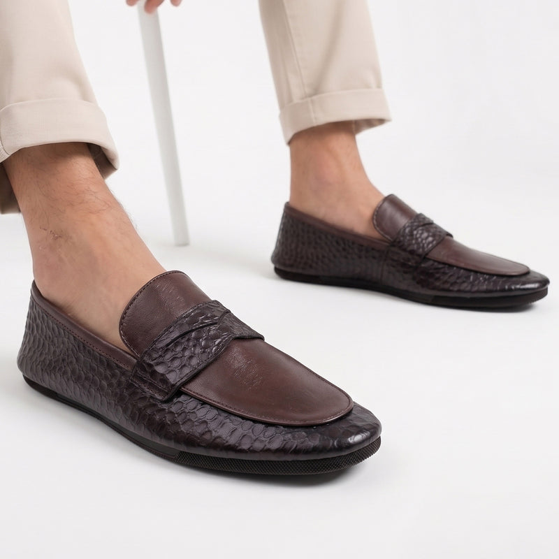 SOFT TEXTURED LEATHER SHOES