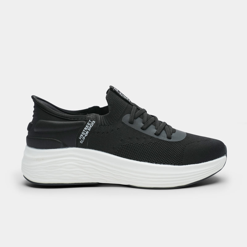 CASUAL BLACK KNIT SNEAKERS