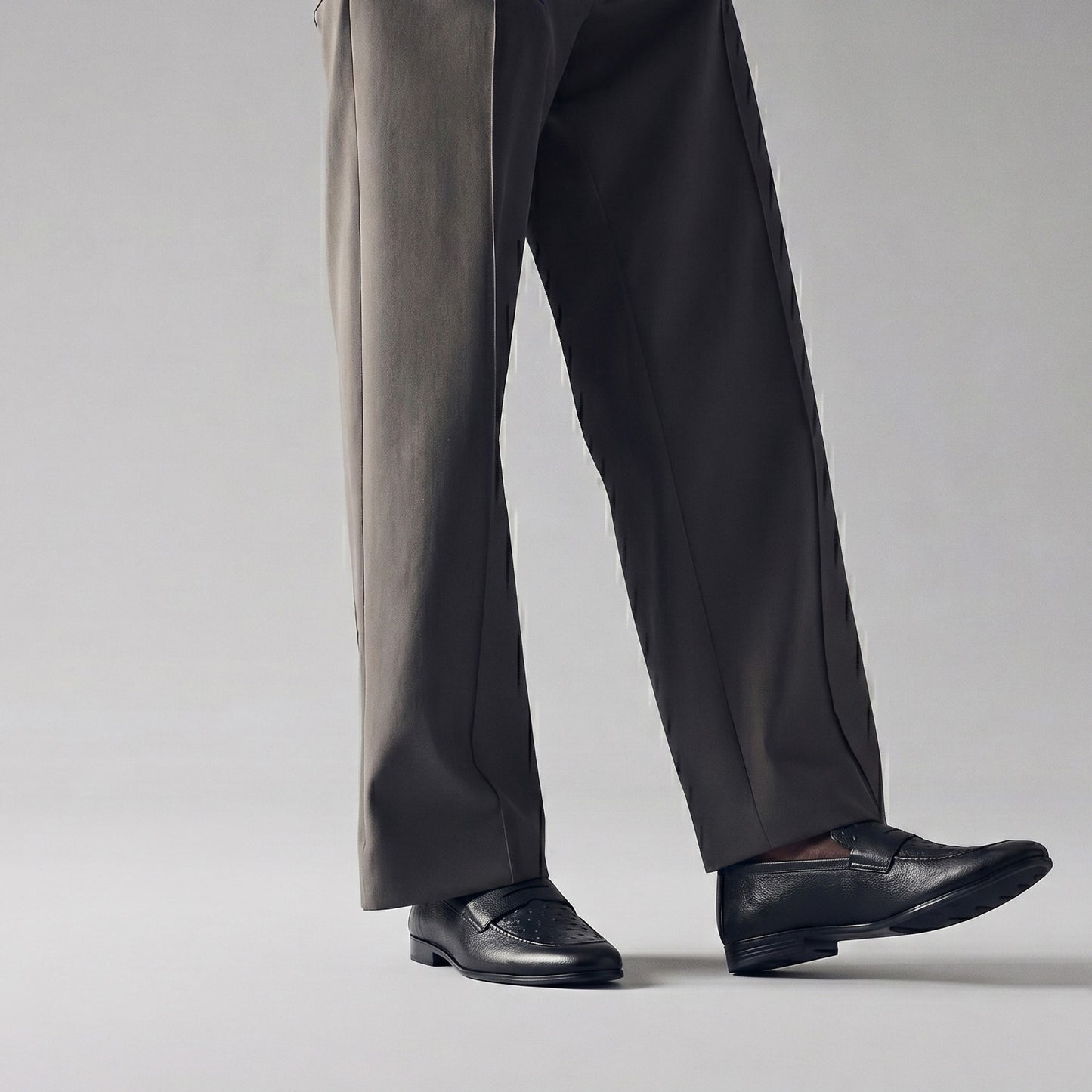 TWO TONE TEXTURED LEATHER SHOES