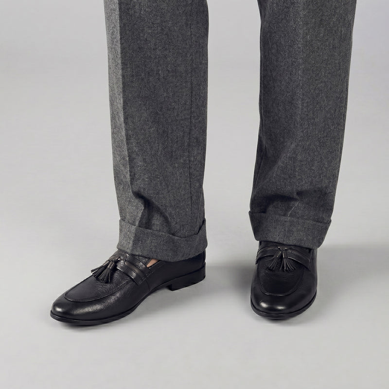 CONTRAST TASSEL LEATHER SHOES