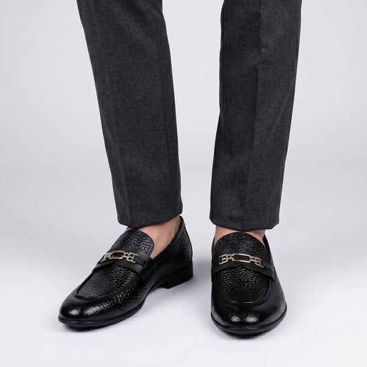BLACK PATENT LEATHER SHOES