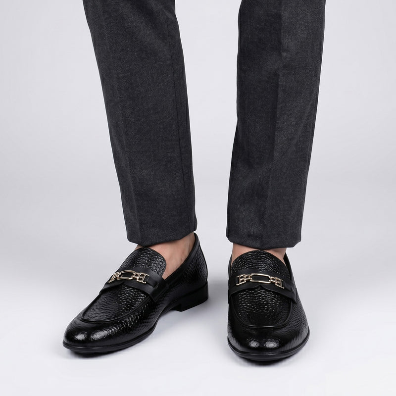 BLACK PATENT LEATHER SHOES