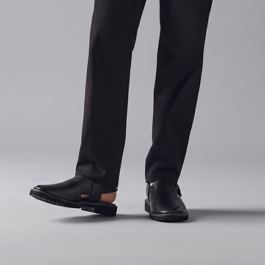 BLACK LEATHER TRADITIONAL SANDAL