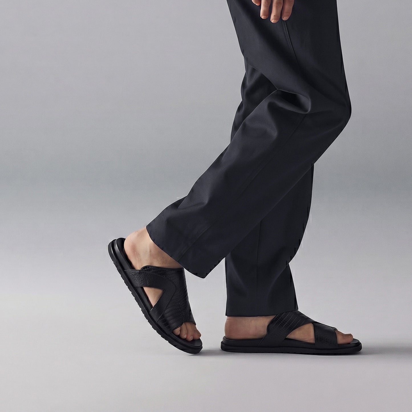 BLACK EVA TECH COMFORT SLIPPER