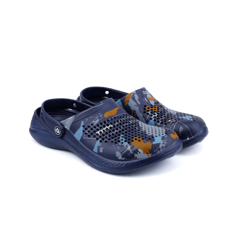 TEXTURED RUBBER CLOGS