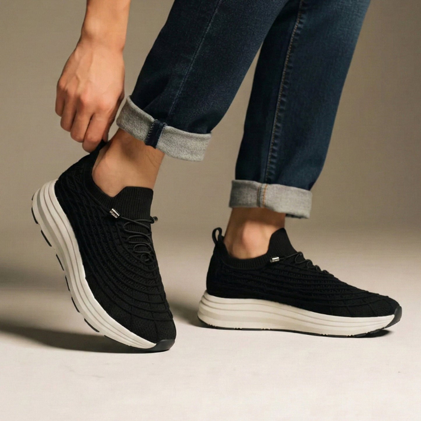 BLACK KNITED COMFORT SHOES - Hi-Street
