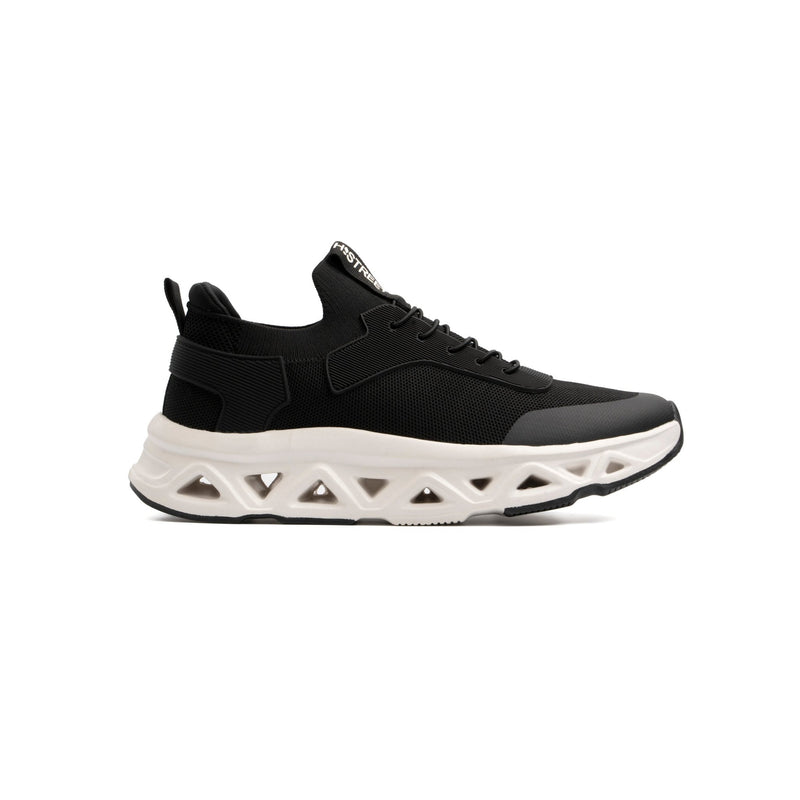 BLACK LACE UP STYLE TRAINERS - Hi-Street
