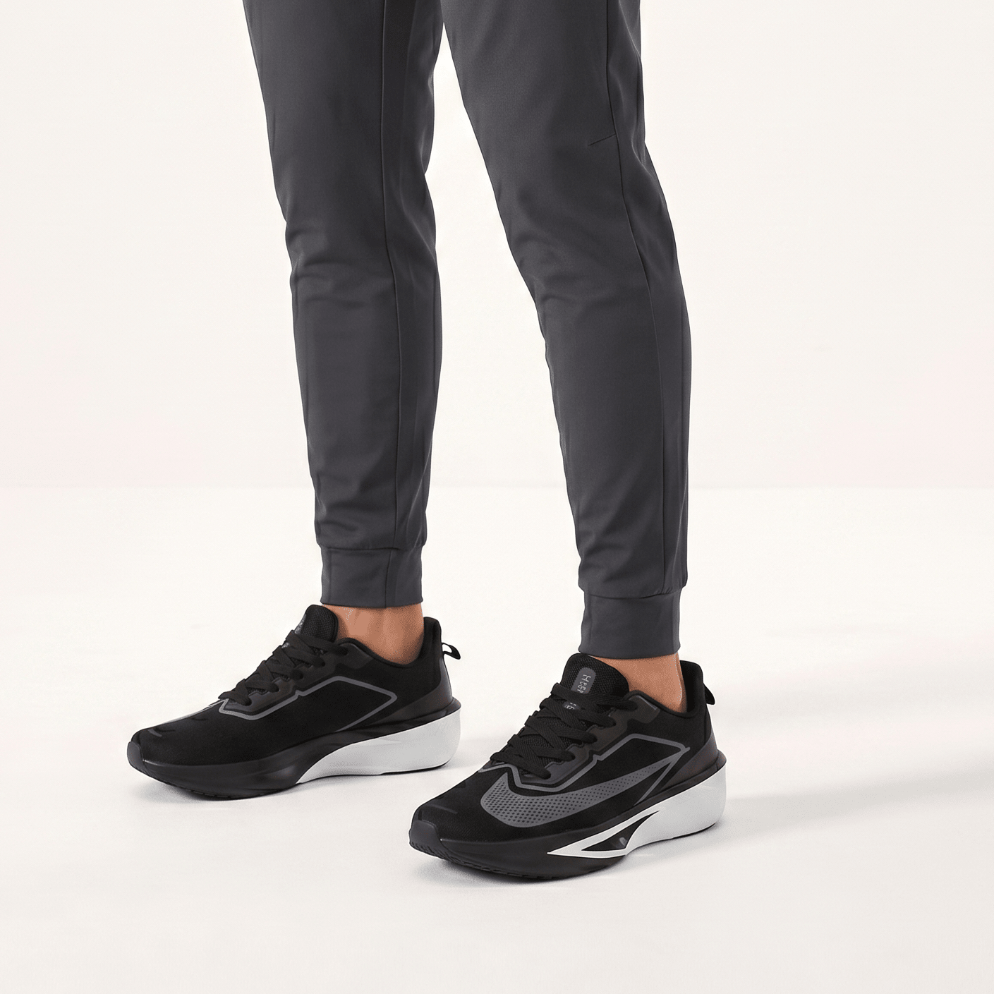 BLACK MEMORY FOAM COMFORT TRAINER - Hi-Street