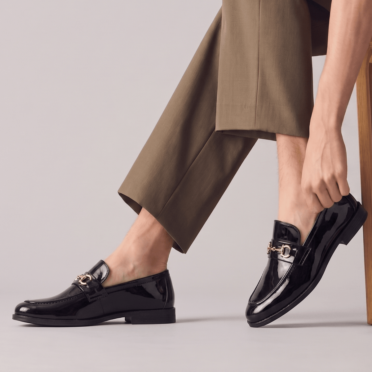 BLACK PATENT LEATHER SHOES - Hi-Street
