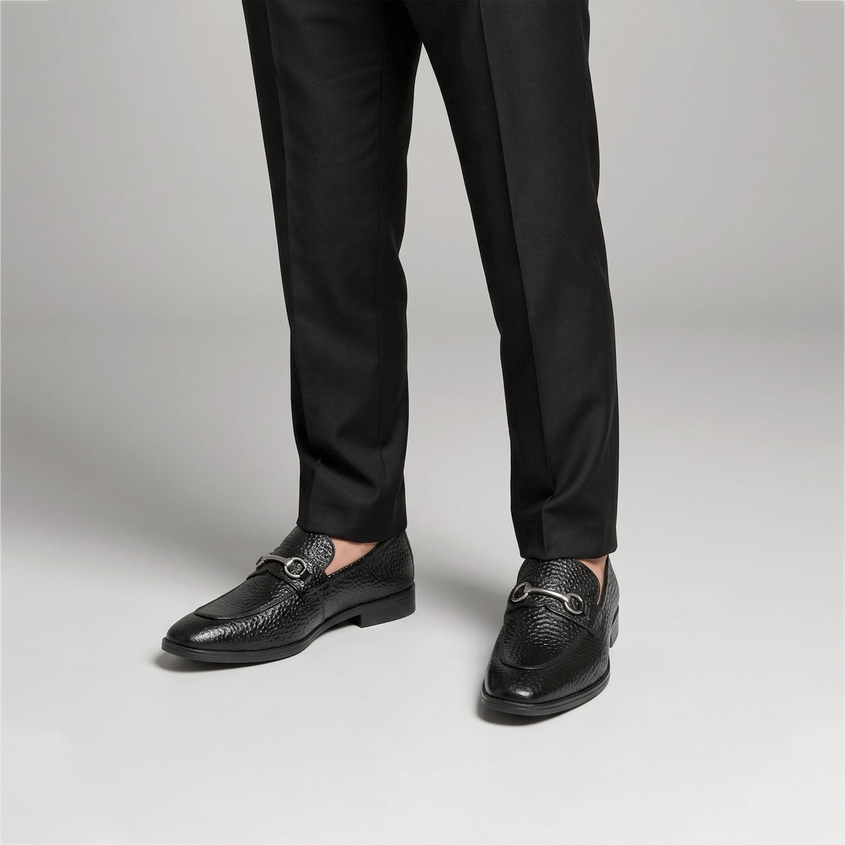 BLACK PEBBLE GRAIN LEATHER SHOES - Hi-Street