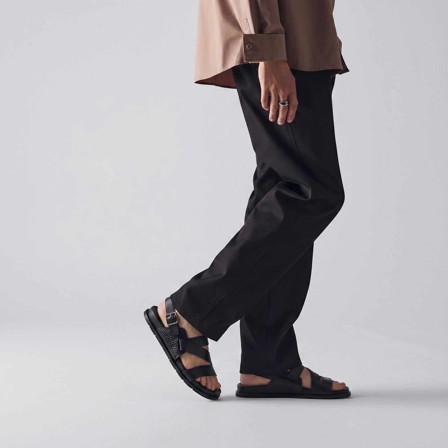 BLACK SPLIT LEATHER SANDAL - Hi-Street
