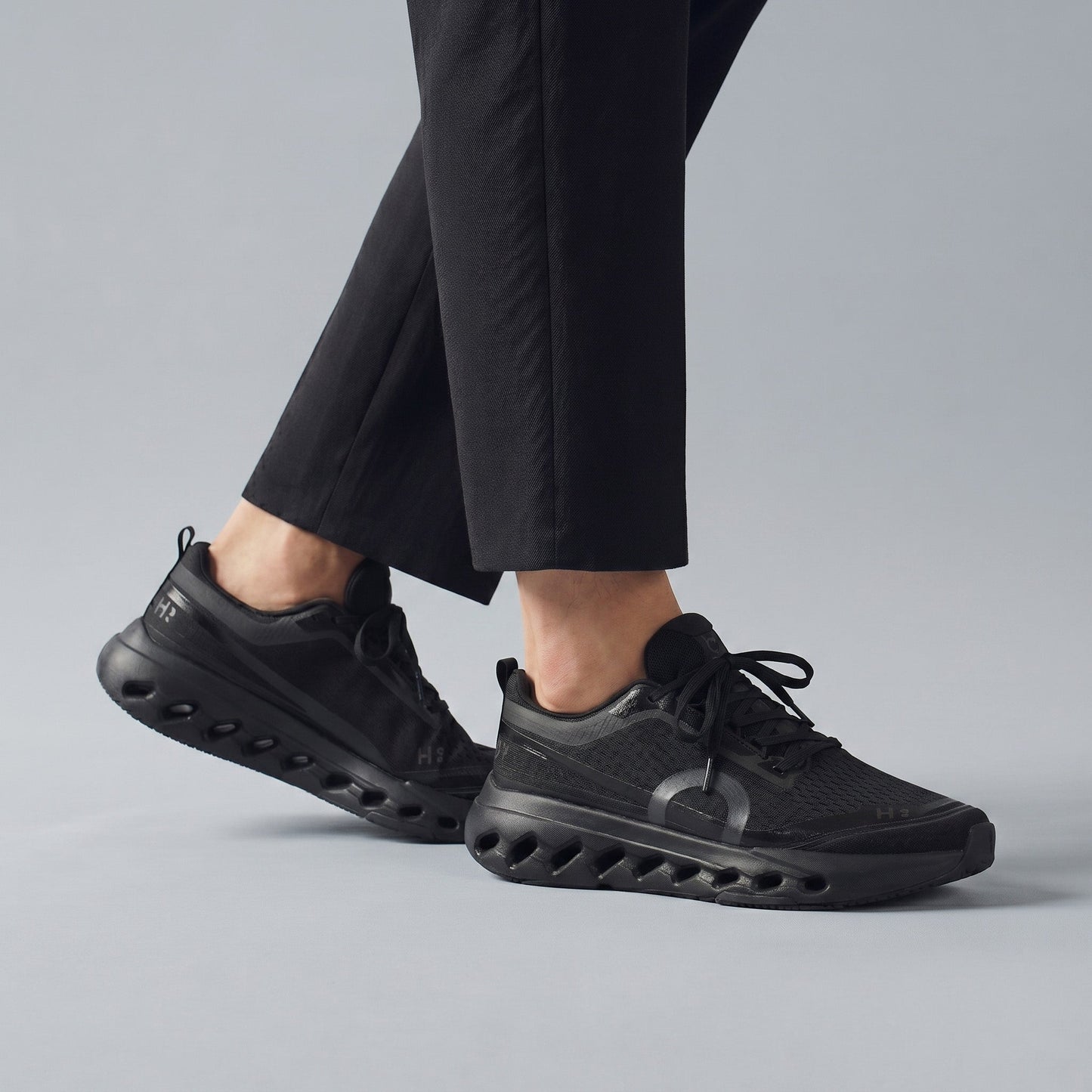 BLACK ULTRA CUSHIONING SHOES - Hi-Street