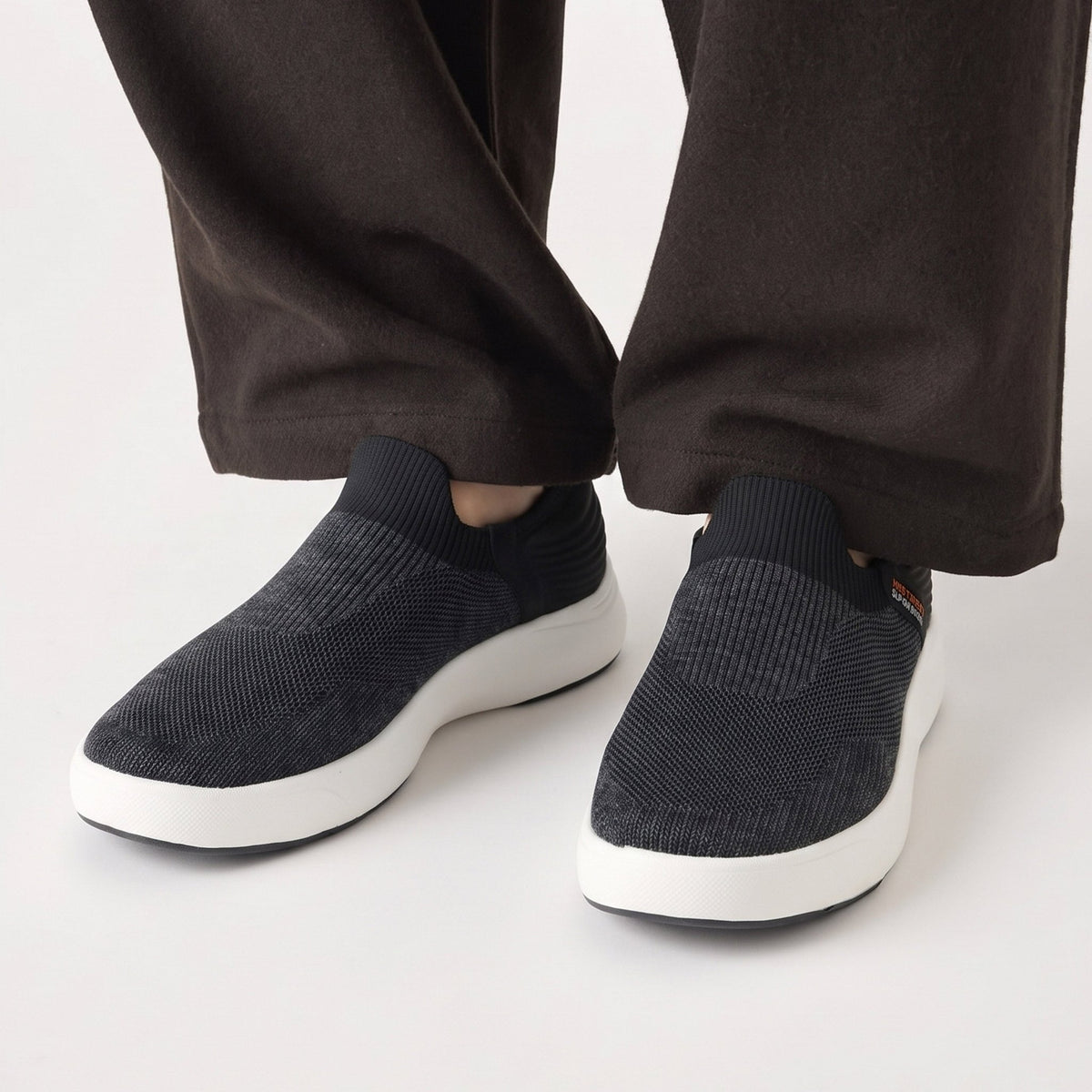 BLACK ULTRA LIGHT SLIP ONS SHOES - Hi-Street